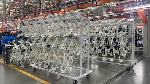 雅迪將持續不斷加強智能經濟與實體經濟的深度融合